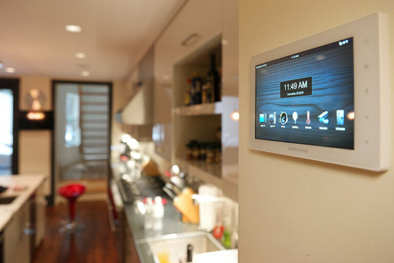Crestron Wireless Home Control Panel